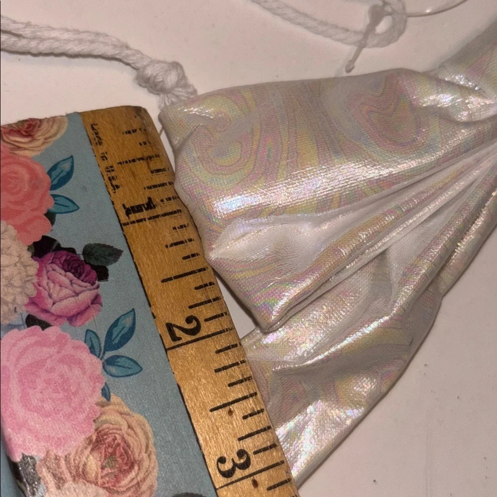 Iridescent Bow Garland Set of 2  White Pearly Garland Girlhoodcore Bow Garland